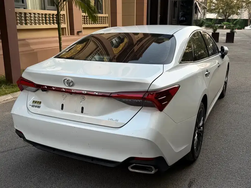 Toyota Avalon 2021 из CN, фото 7
