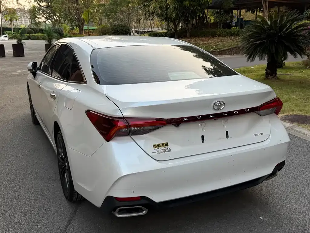 Toyota Avalon 2021 из CN, фото 3