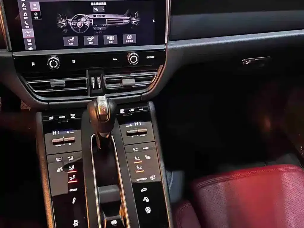 Porsche Macan 2023 из CN, фото 5
