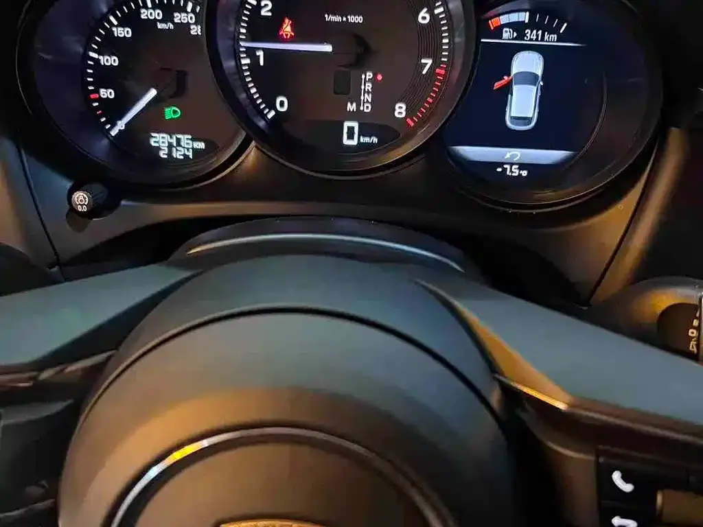 Porsche Macan 2023 из CN, фото 2