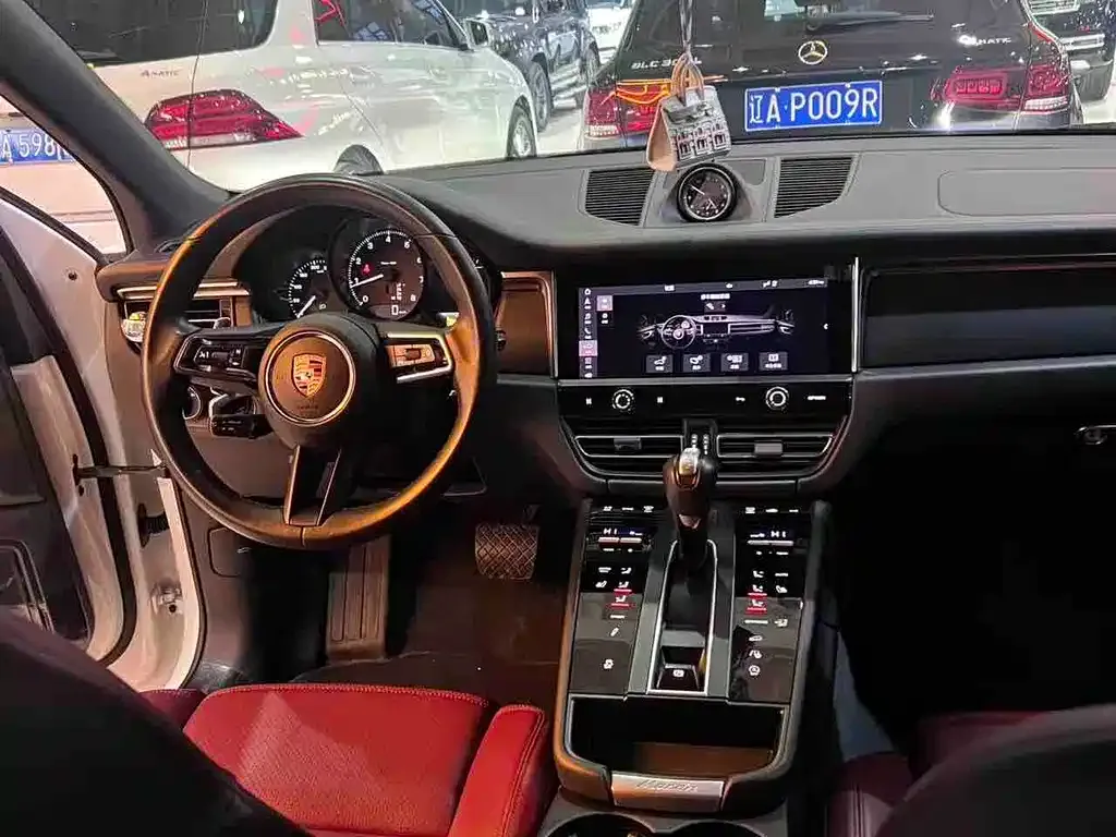 Porsche Macan 2023 из CN, фото 8
