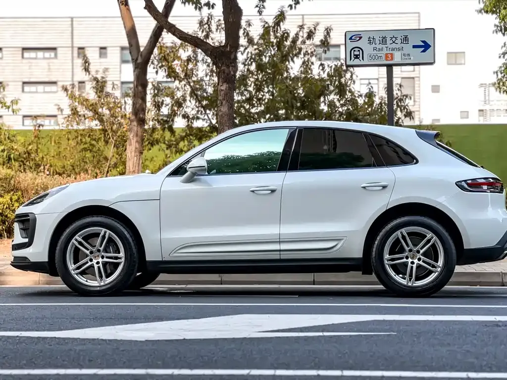 Porsche Macan 2023 из CN, фото 6