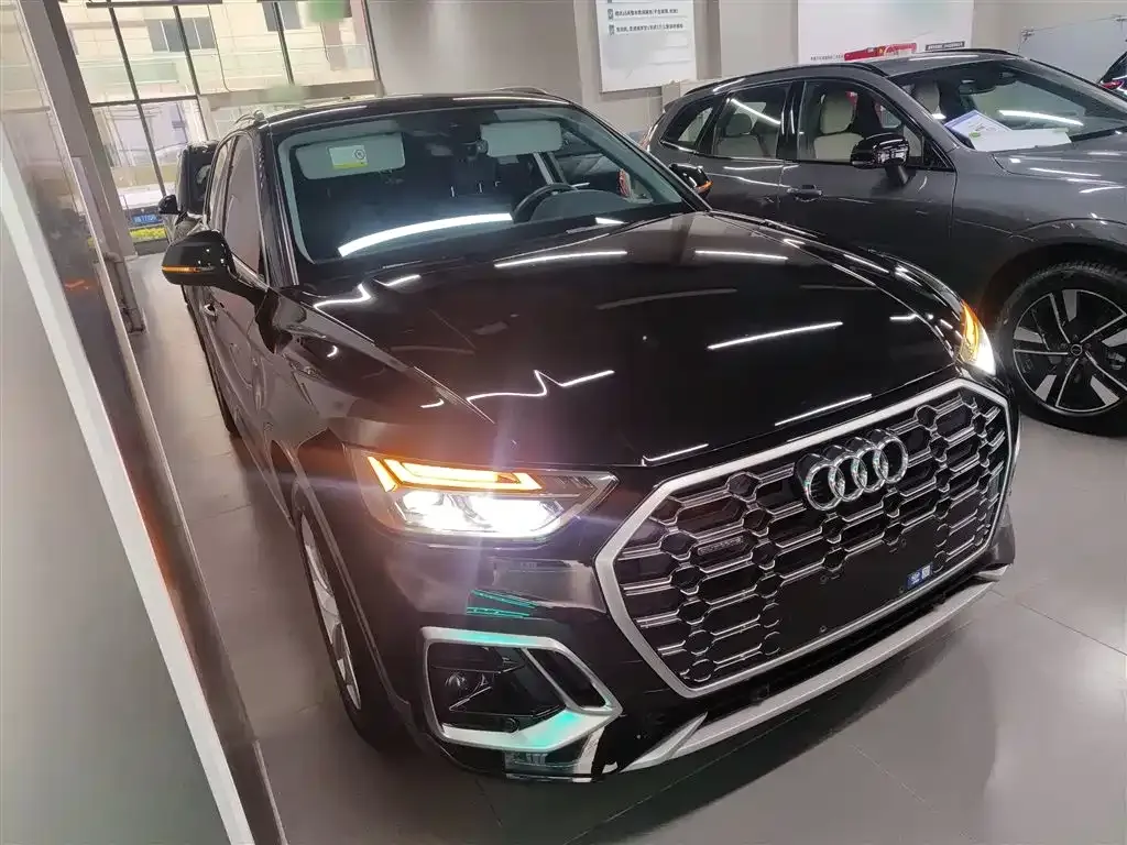 Audi Q5L 2022 из CN, фото 7
