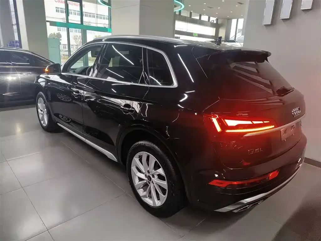 Audi Q5L 2022 из CN, фото 6