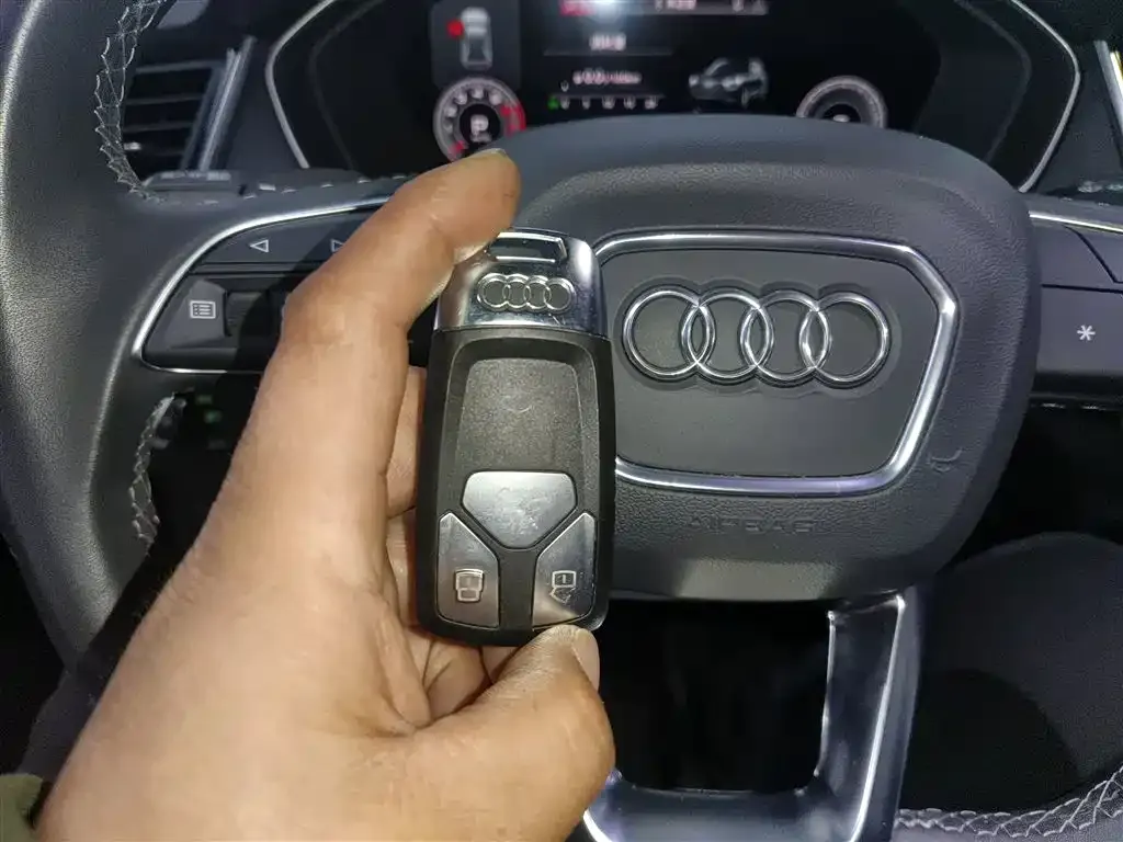 Audi Q5L 2022 из CN, фото 10