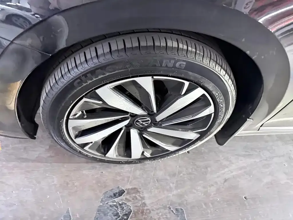 Volkswagen Passat — фото 6