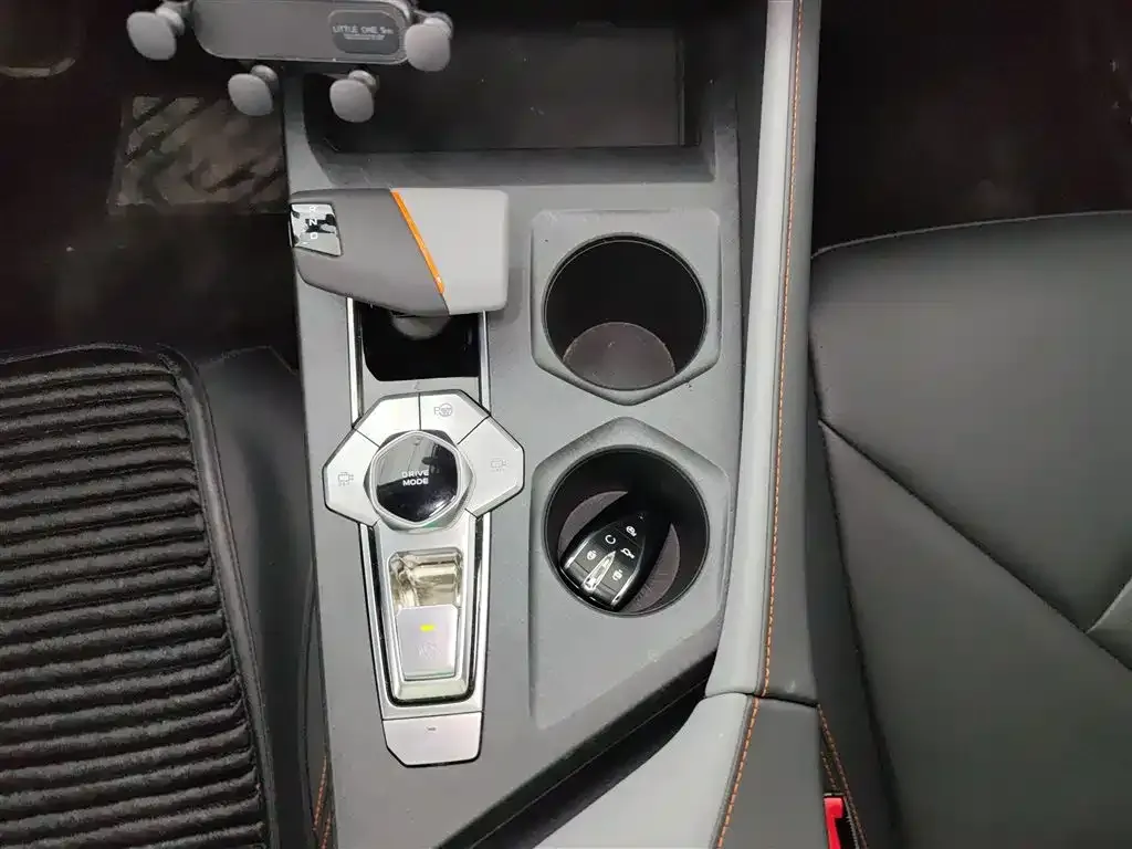 Changan UNI-V 2022 из CN, фото 7