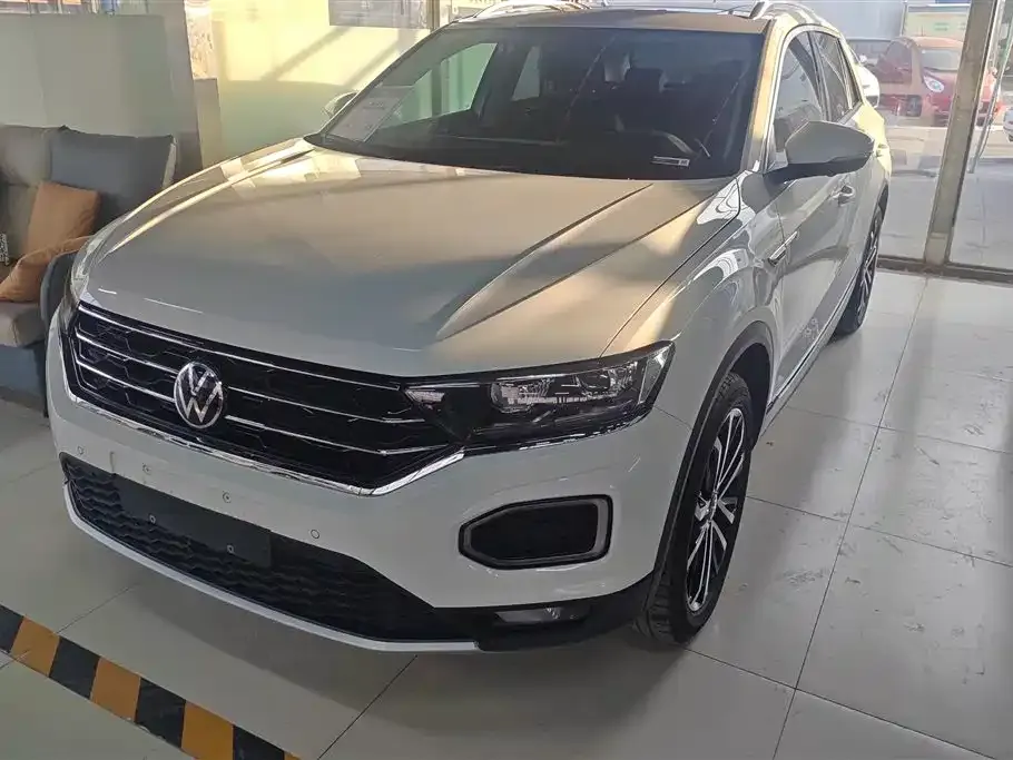 Volkswagen T-Roc 2023 из CN, фото 1
