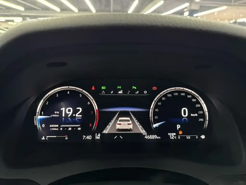 Toyota Camry 2021 из CN, фото 2