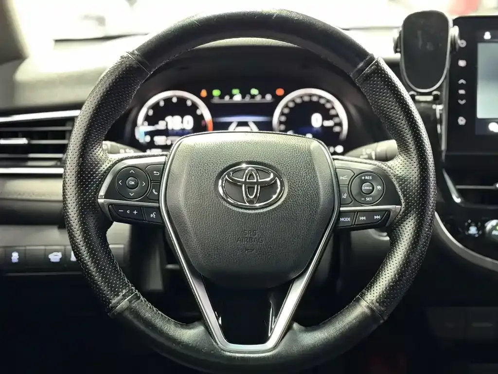 Toyota Camry 2021 из CN, фото 3