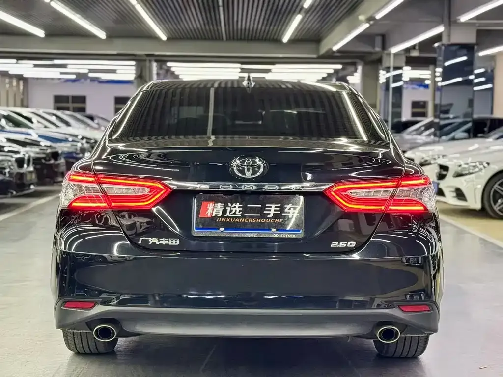 Toyota Camry 2021 из CN, фото 8