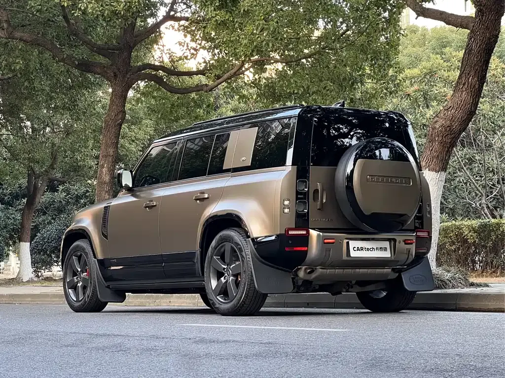 Land Rover Defender — фото 8