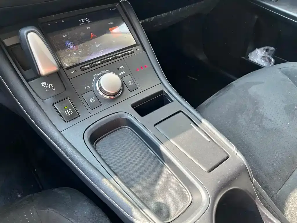 Lexus CT 2021 из CN, фото 2