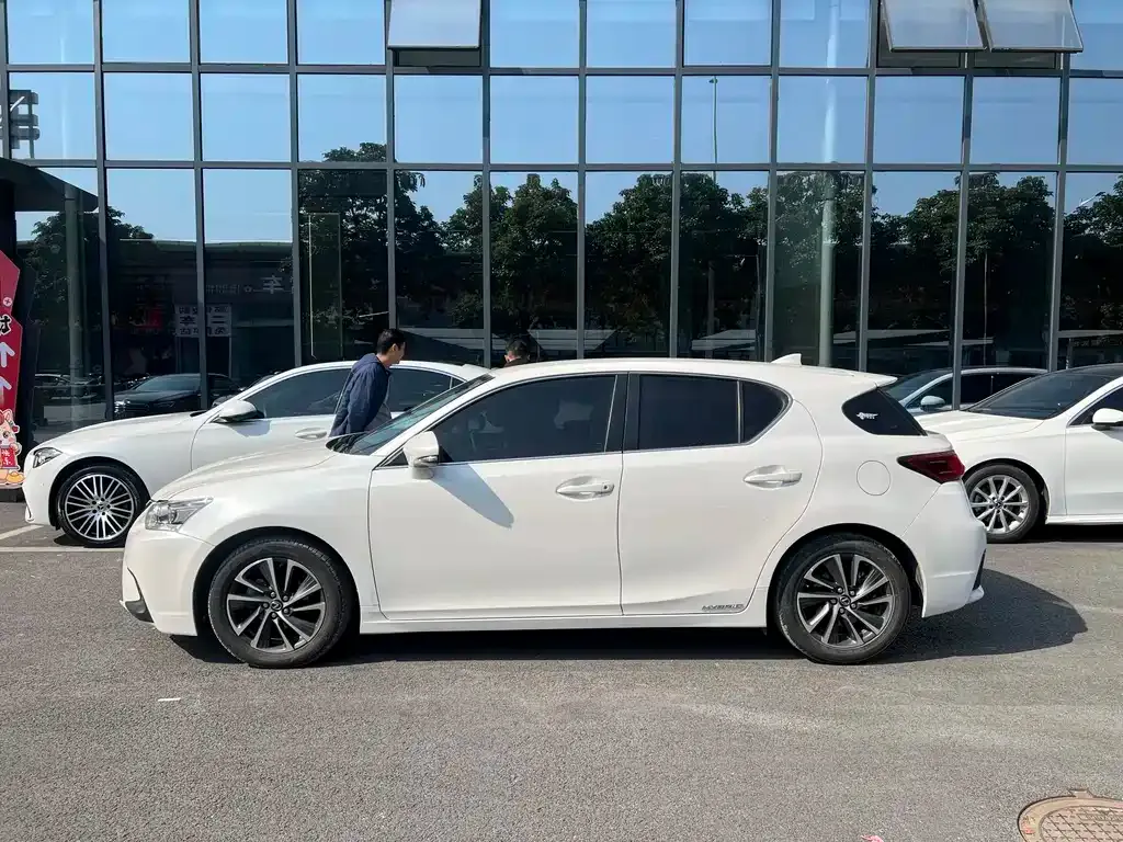 Lexus CT 2021 из CN, фото 8