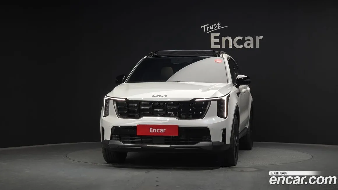 Kia Sorento — фото 9
