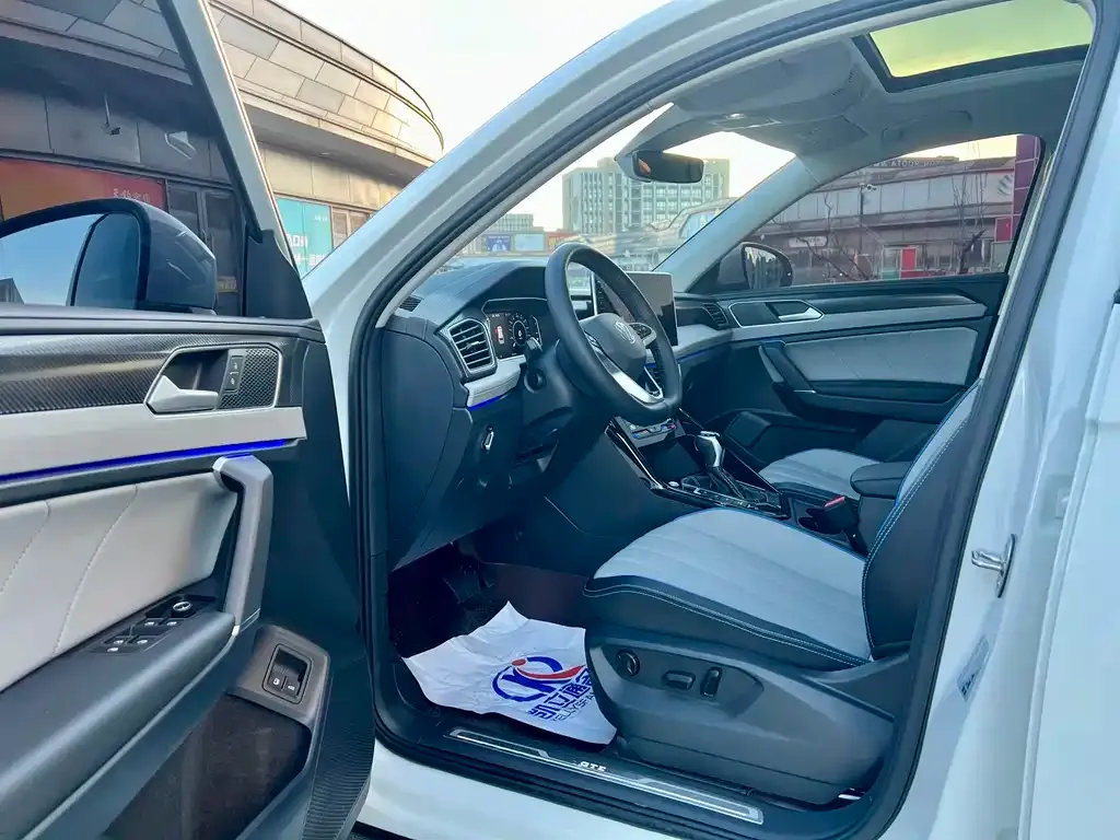 Volkswagen GTE PHEV 2024 из CN, фото 6