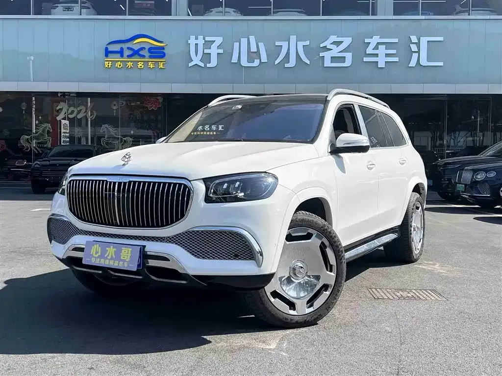 Mercedes-Benz GLS — фото 1