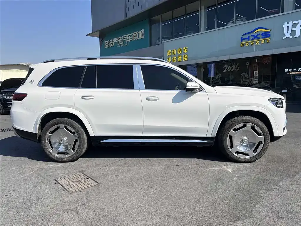 Mercedes-Benz GLS — фото 4