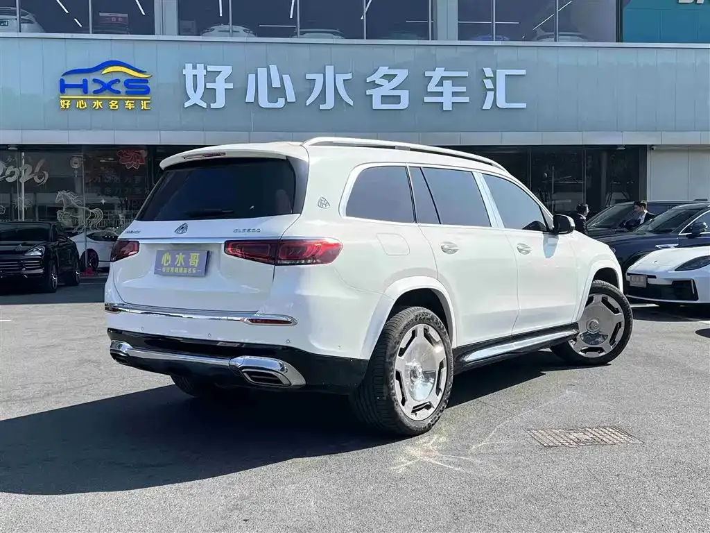 Mercedes-Benz GLS — фото 6