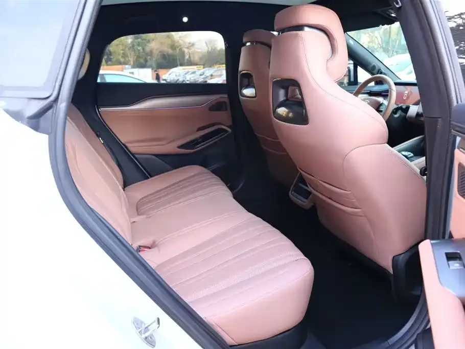 BYD L EV 2025 из CN, фото 8