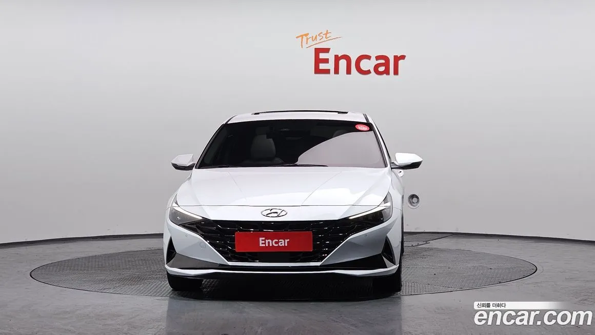 Hyundai AVANTE — фото 3