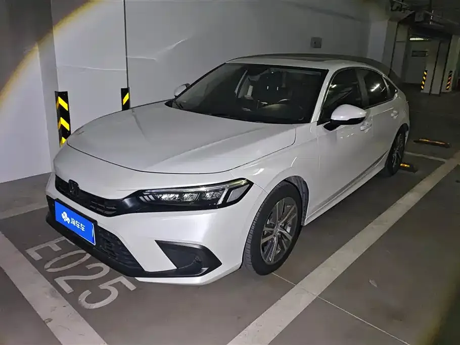 Honda Civic 2024 из CN, фото 1