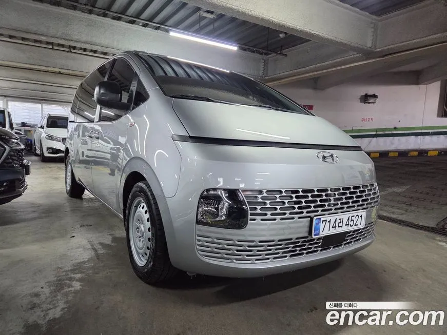 Hyundai Staria 2022 из KR, фото 1