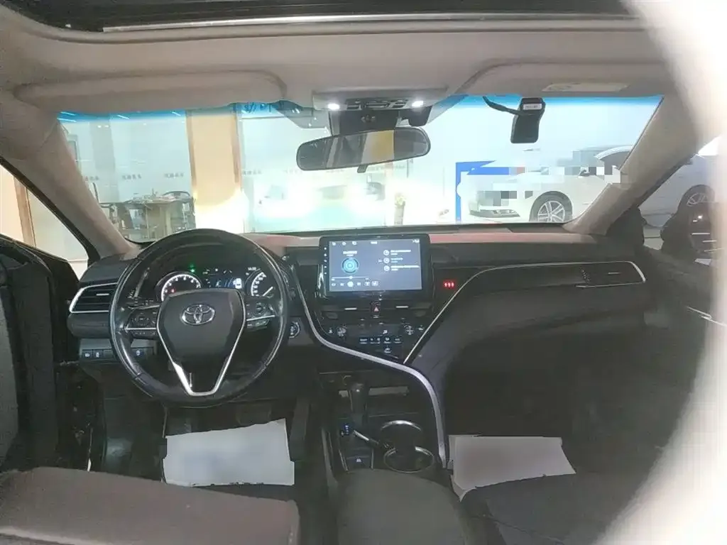 Toyota Camry 2022 из CN, фото 2
