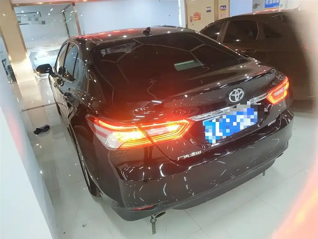 Toyota Camry 2022 из CN, фото 4