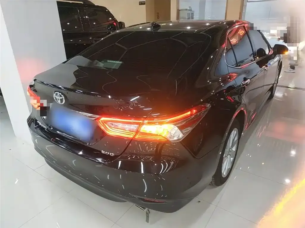 Toyota Camry 2022 из CN, фото 9
