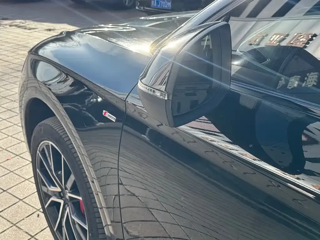 Audi Q5L 2024 из CN, фото 3