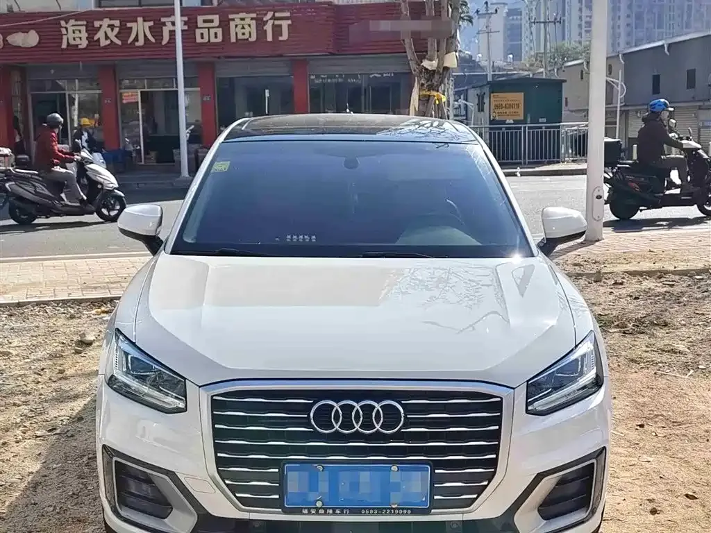 Audi Q2L 2021 из CN, фото 5
