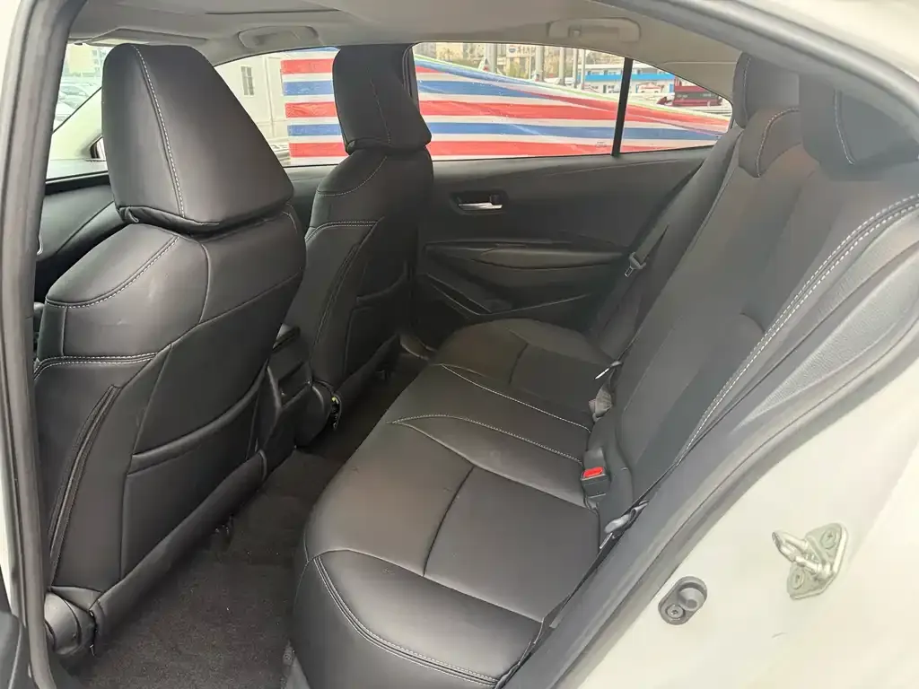 Toyota Corolla 2021 из CN, фото 2