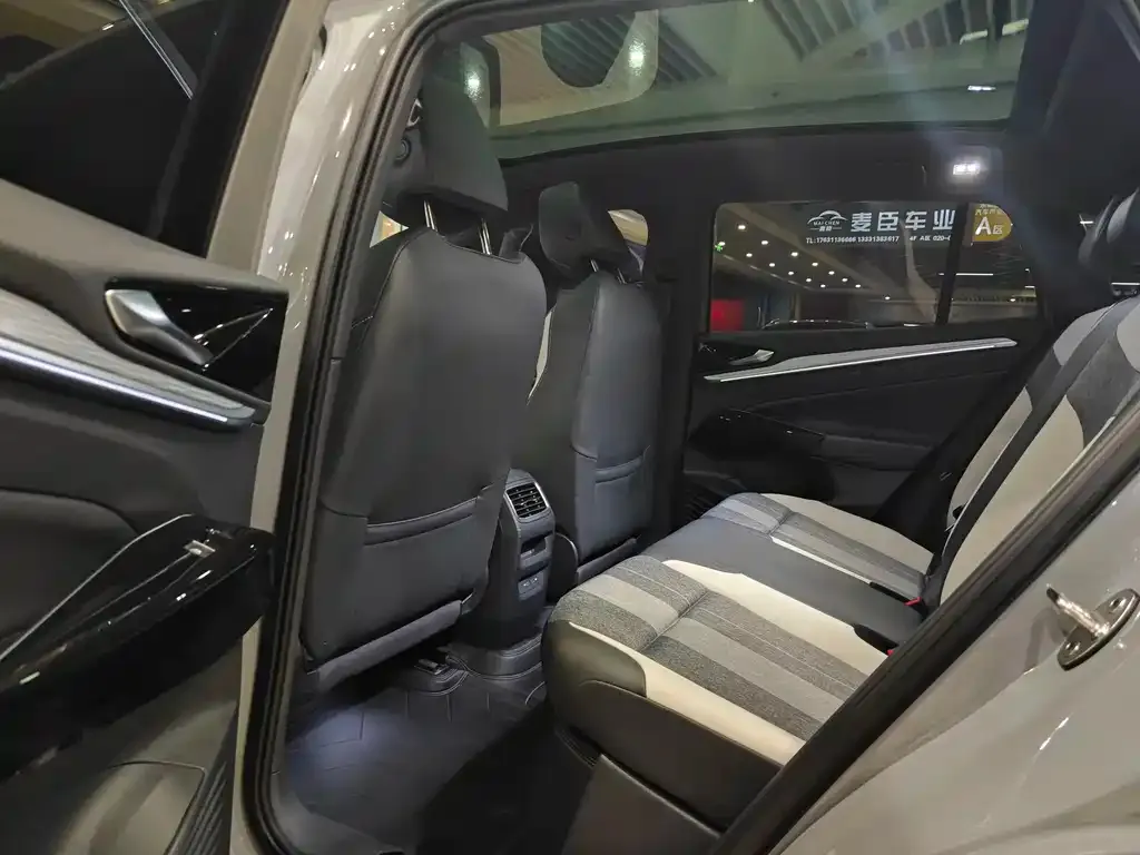 Volkswagen ID.4 Crozz 2023 из CN, фото 3
