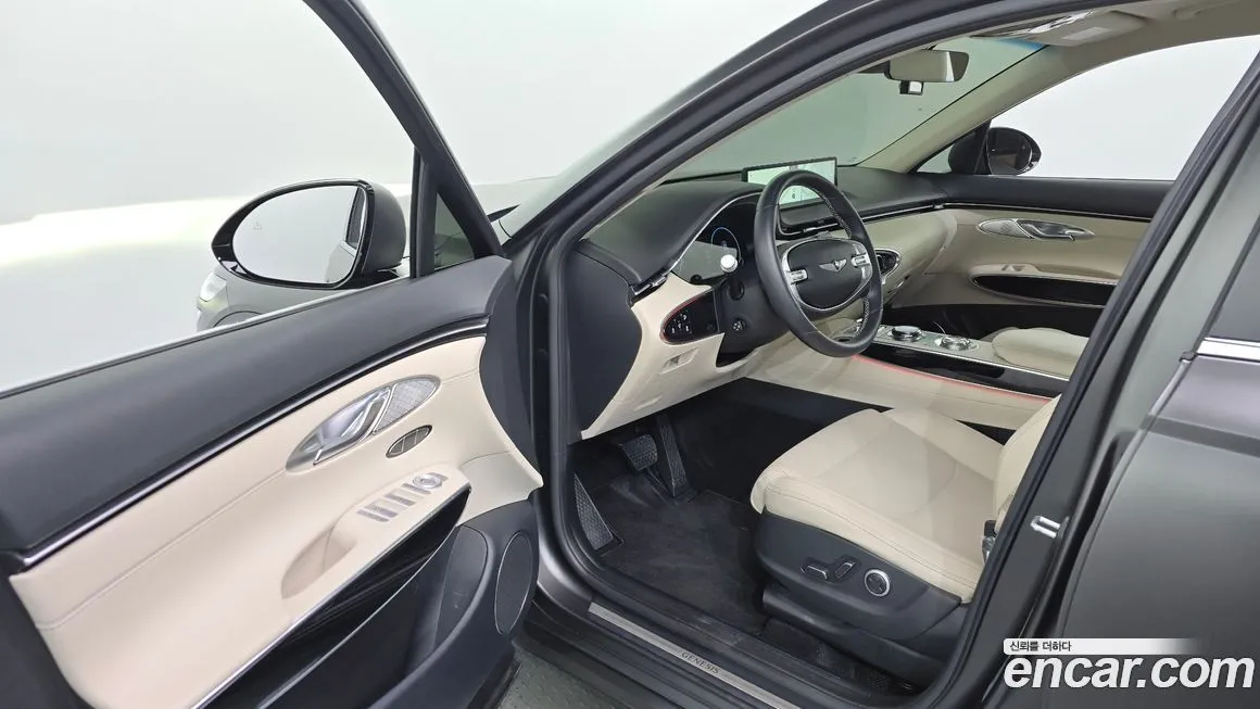 Genesis GV70 — фото 10