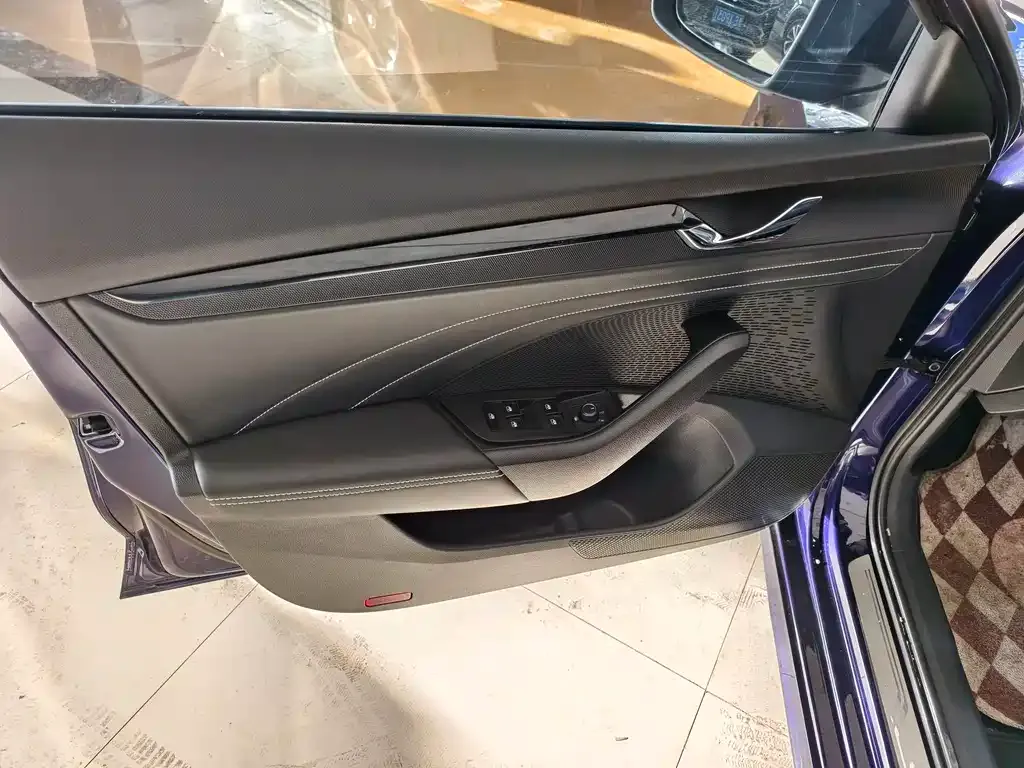 Skoda Octavia 2022 из CN, фото 3