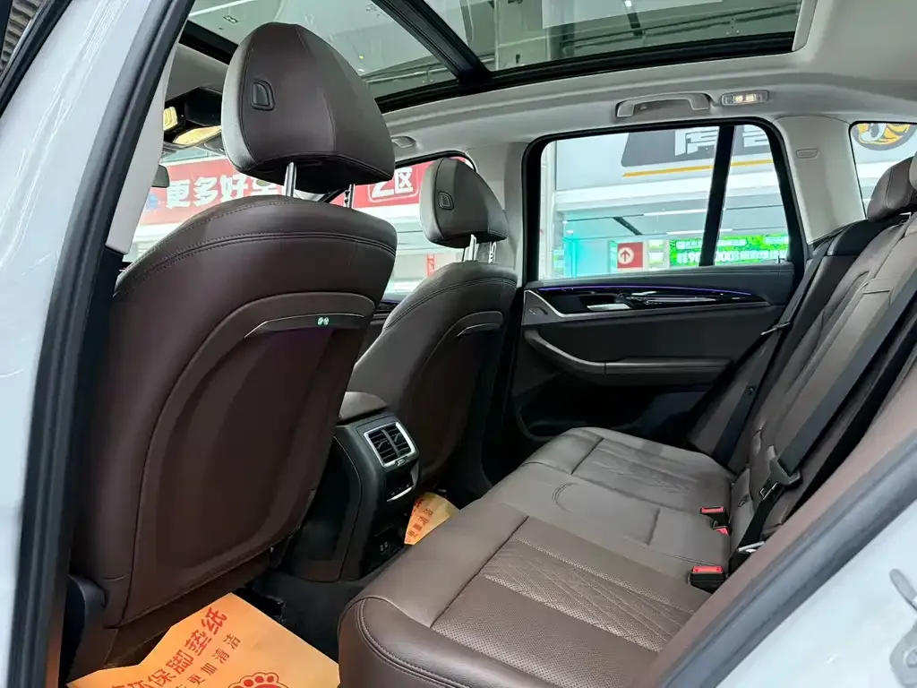 BMW X3 2024 из CN, фото 7