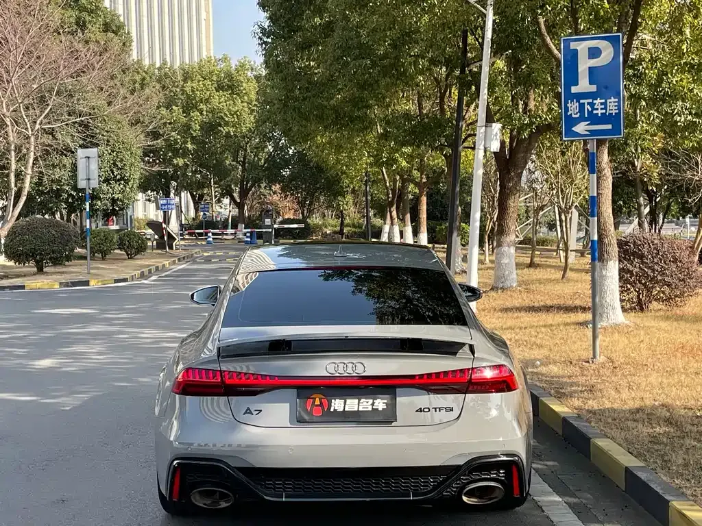 Audi RS 7 2021 из CN, фото 6
