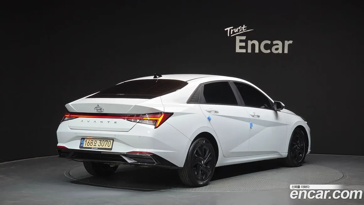 Hyundai AVANTE — фото 3