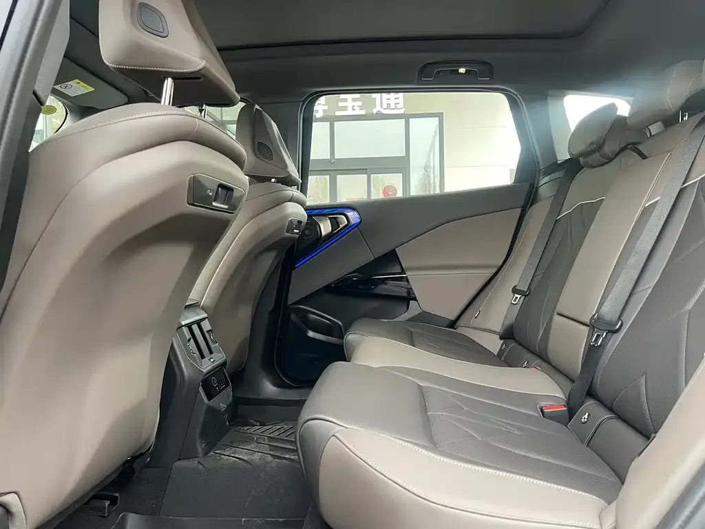 BMW X3 2025 из CN, фото 5
