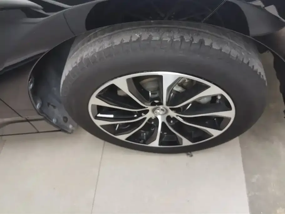 Toyota Avalon 2023 из CN, фото 2