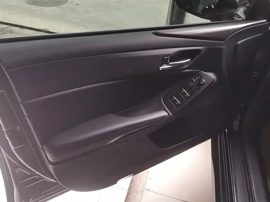 Toyota Avalon 2023 из CN, фото 6