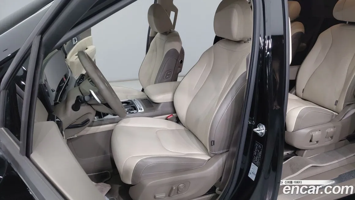 Kia Carnival 2025 из KR, фото 7