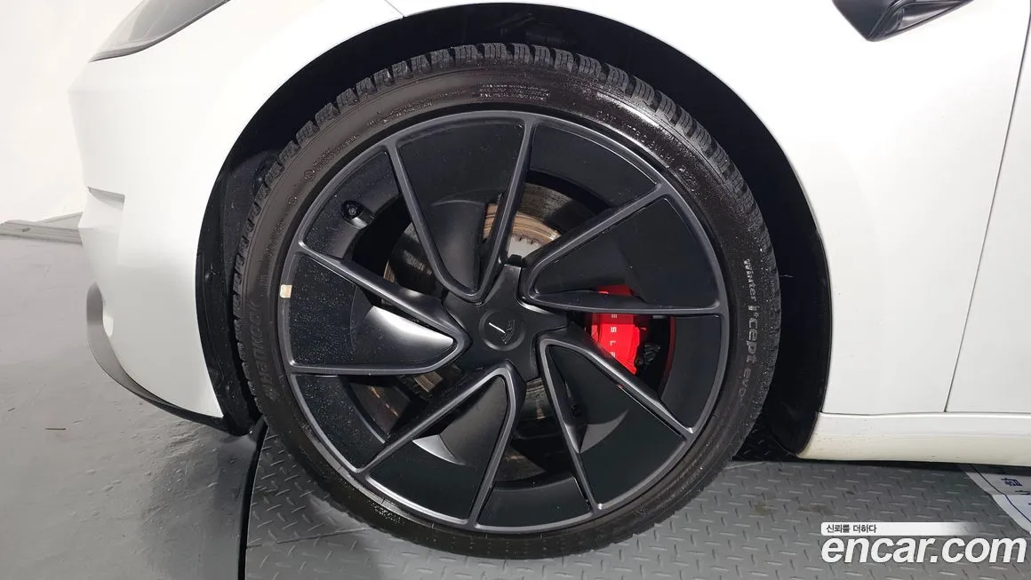 Tesla Model 3 2024 из KR, фото 5