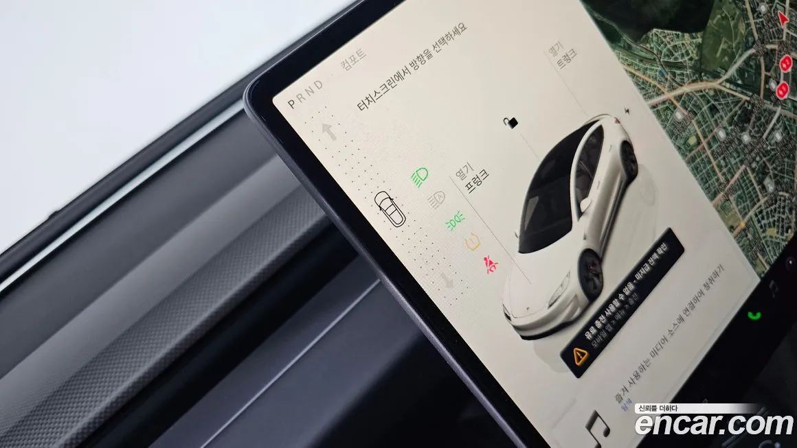 Tesla Model 3 2024 из KR, фото 6