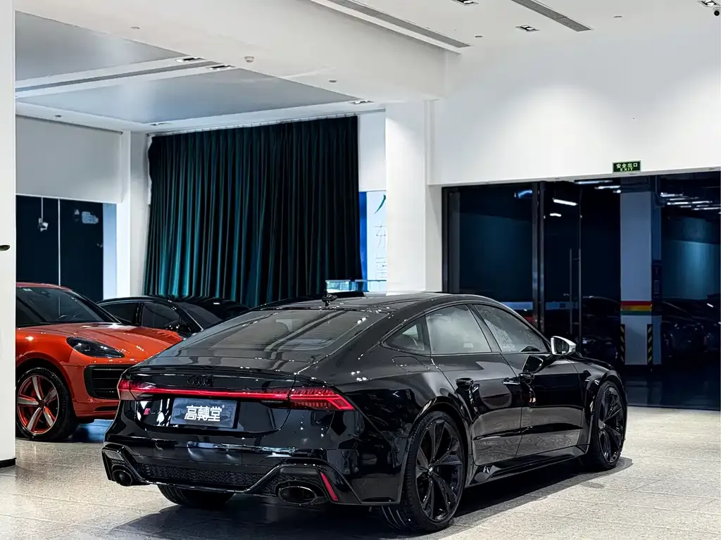 Audi RS 7 2021 из CN, фото 7