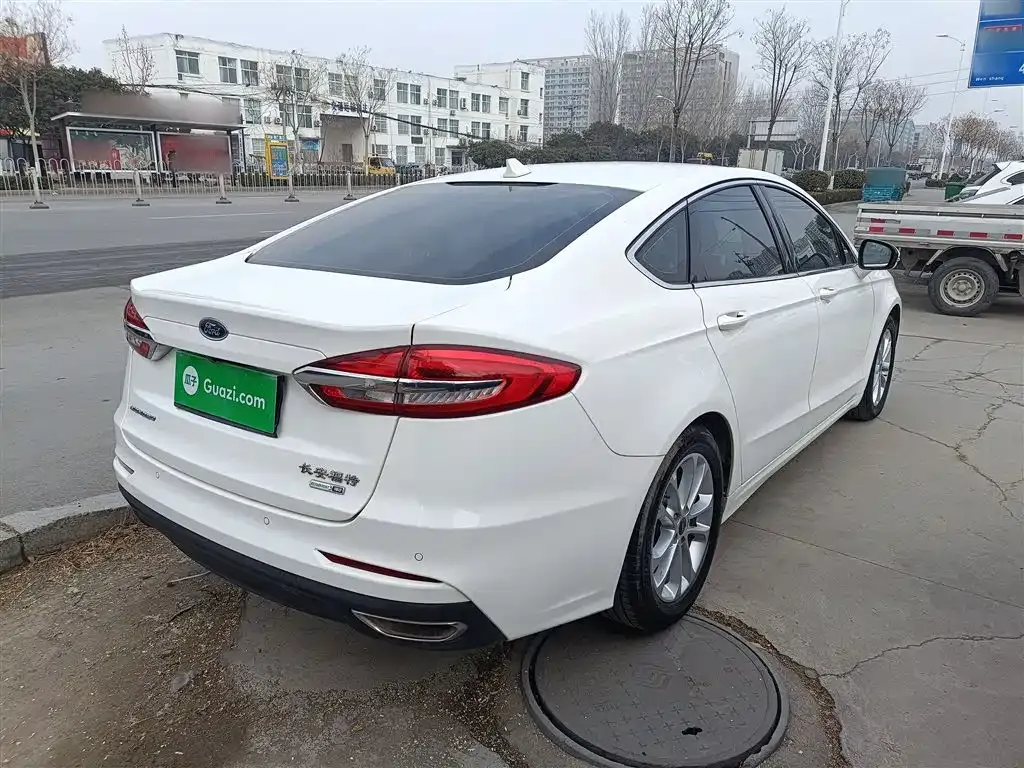 Ford Mondeo 2022 из CN, фото 4