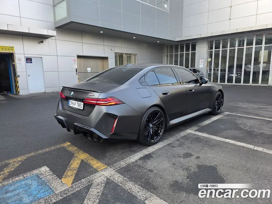 BMW M5 2025 из KR, фото 6