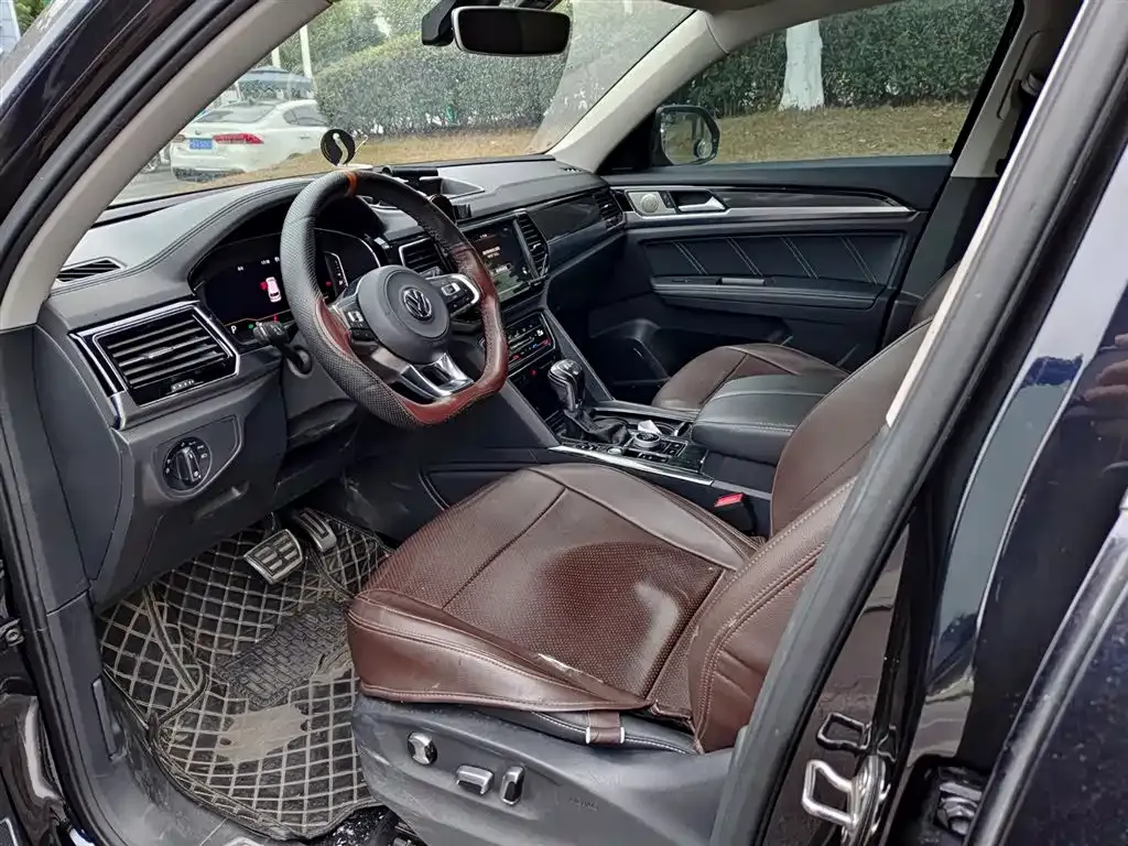 Volkswagen Teramont 2021 из CN, фото 9