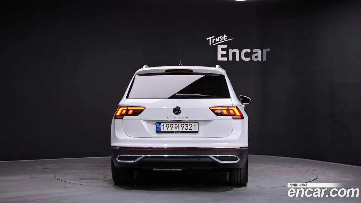 Volkswagen Tiguan — фото 3